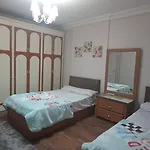 Luxury Apartment 10 Minutes From Airport Full Services